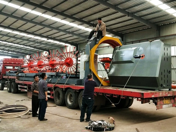 數(shù)控鋼筋籠滾焊機如何來減少使用的磨損